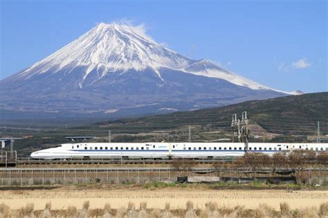 仙台駅から上野駅 新幹線 なぜか途中で富士山が見える理由